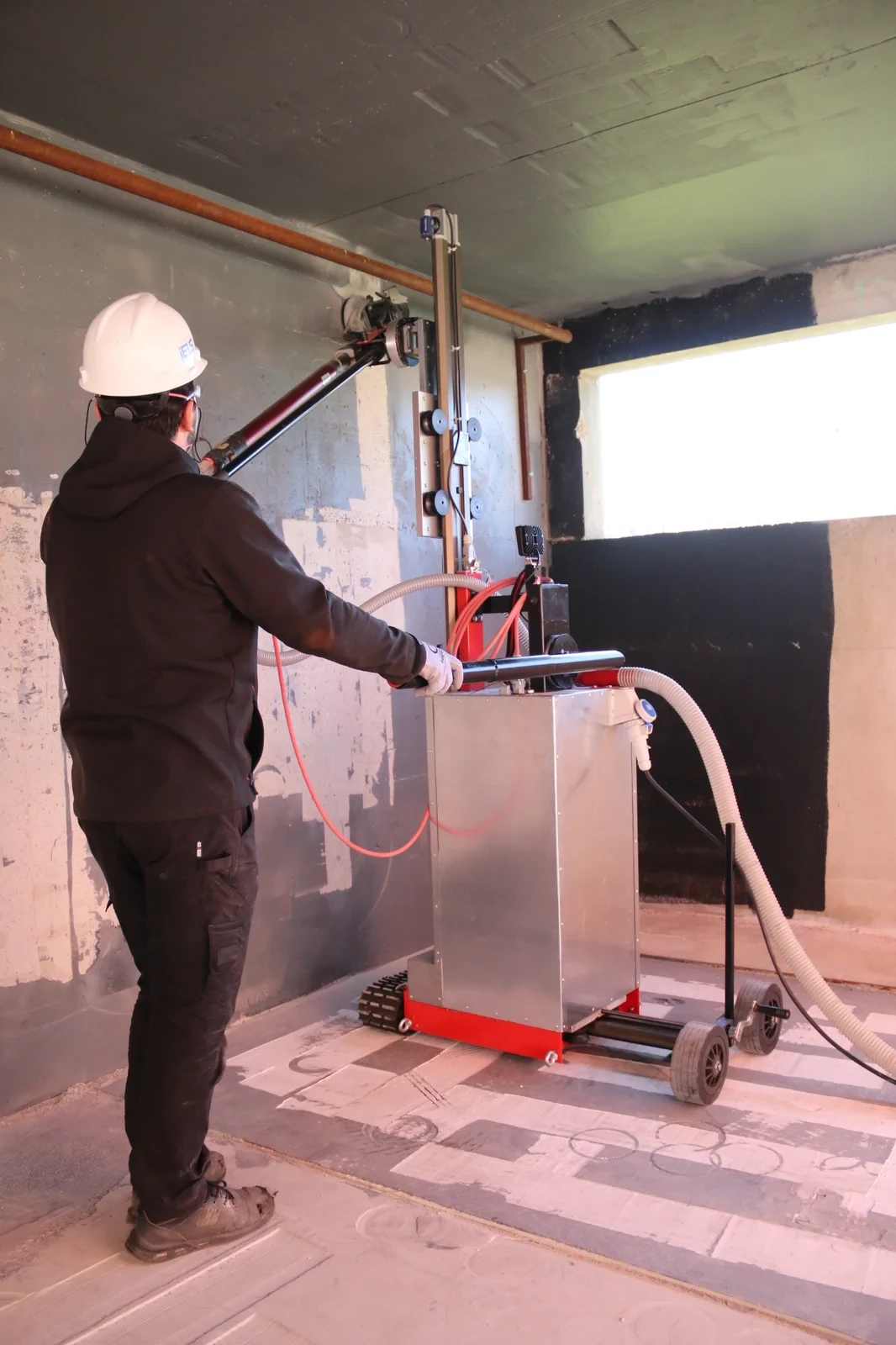 Gazellomur en poncage mural sur chantier