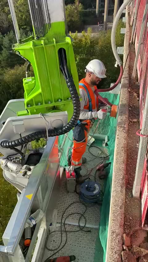 Bouchardage paroi béton viaduc